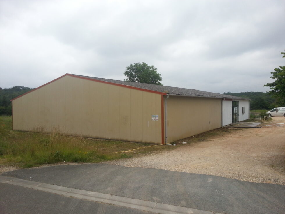 Société peinture et carrelage à Neuville